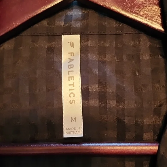 Fabletics Cleo Lightweight Jacket NWT - Picture 4 of 4